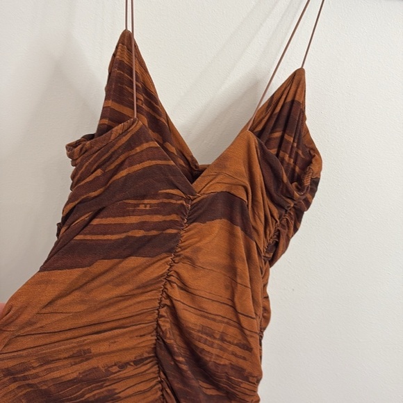 ASOS Design Cami Strappy Ruched Midi Dress - Picture 9 of 9